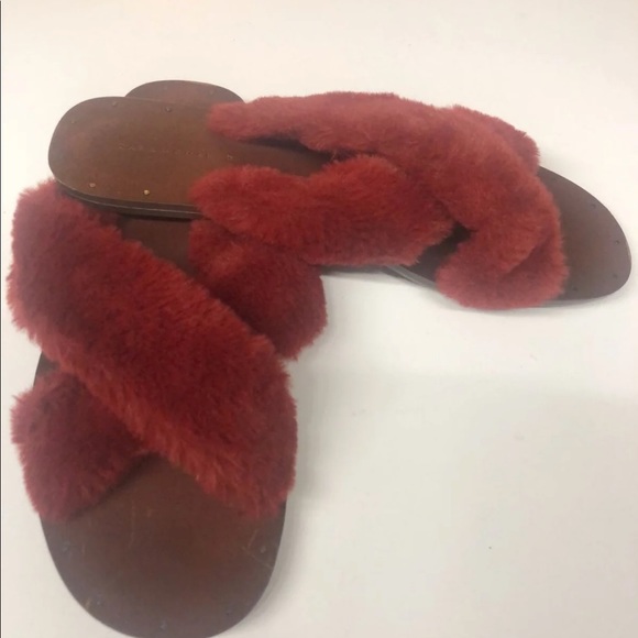 Zara faux fury slides - Picture 2 of 4